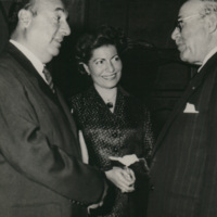 Fernán Silva Valdés junto a Pablo Neruda y Matilde Urrutia